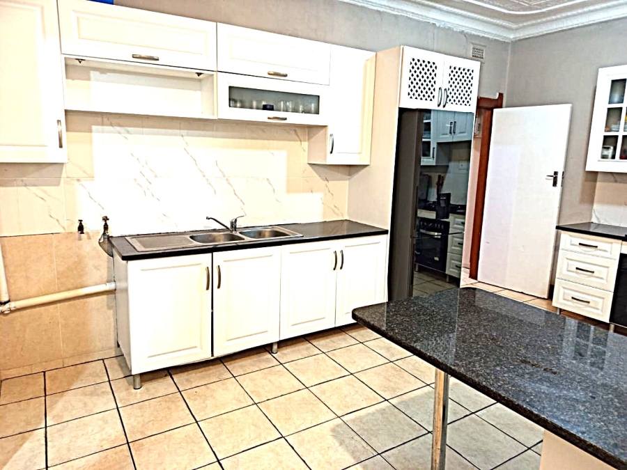 3 Bedroom Property for Sale in Roodepoort Central Gauteng