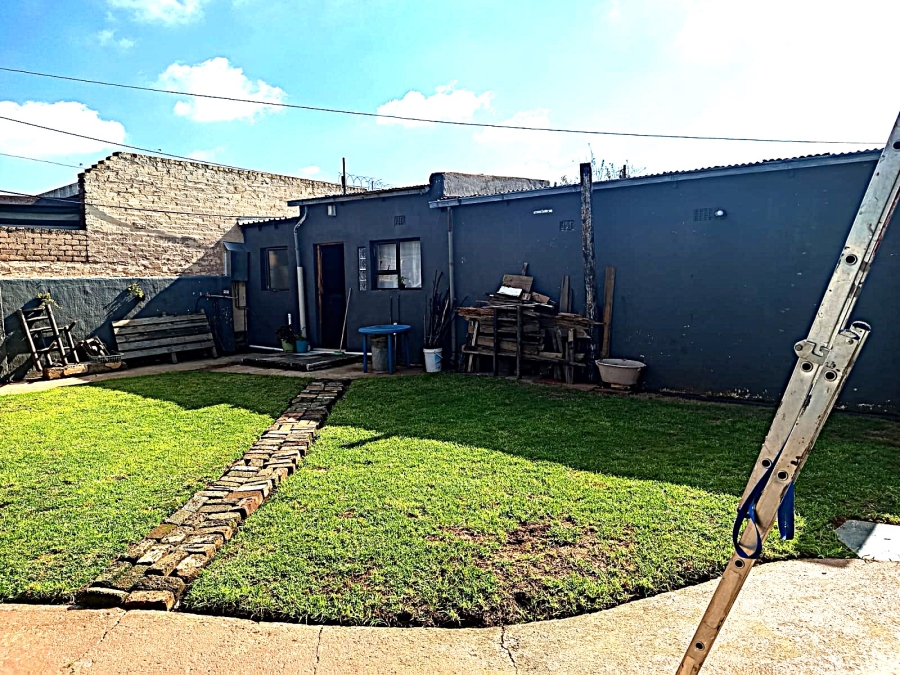 3 Bedroom Property for Sale in Roodepoort Central Gauteng