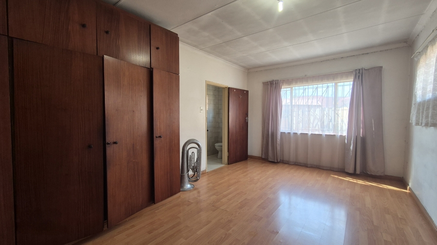 3 Bedroom Property for Sale in Bakerton Gauteng