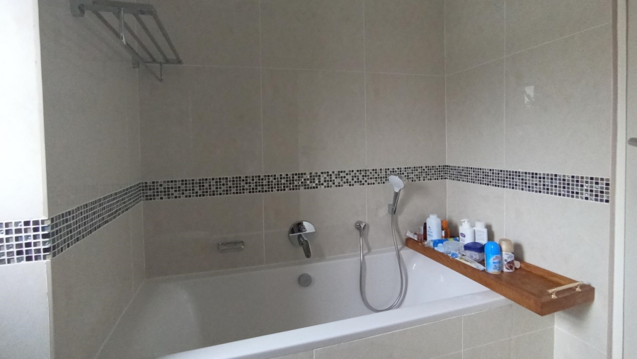 2 Bedroom Property for Sale in Noordhang Gauteng