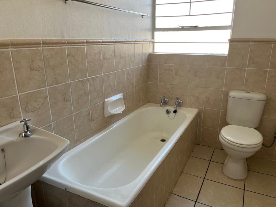 2 Bedroom Property for Sale in Eastleigh Gauteng