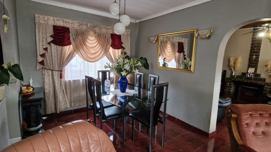 3 Bedroom Property for Sale in Geluksdal Gauteng