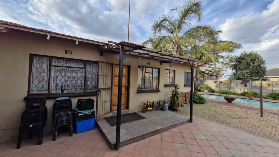 3 Bedroom Property for Sale in Geluksdal Gauteng
