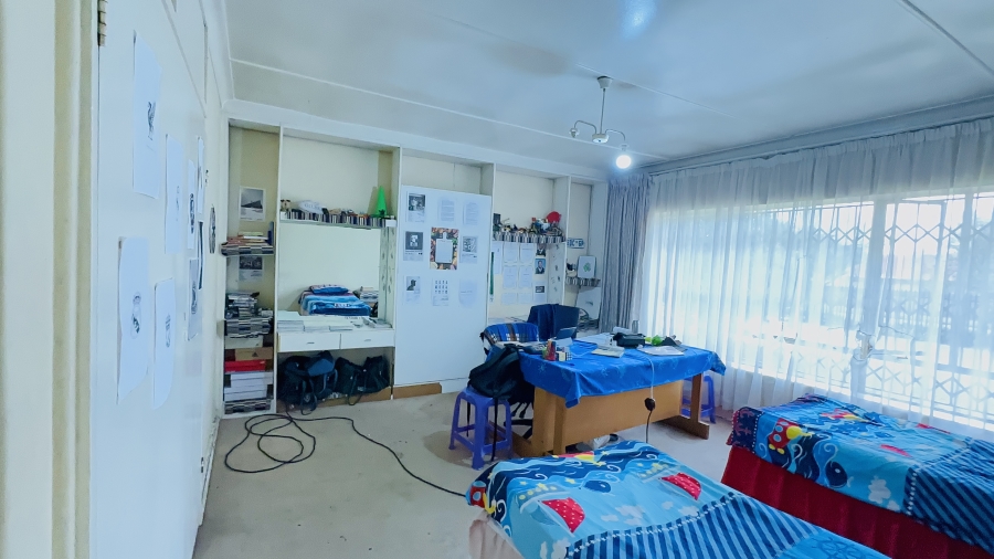 3 Bedroom Property for Sale in Selcourt Gauteng