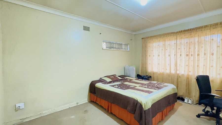 3 Bedroom Property for Sale in Selcourt Gauteng