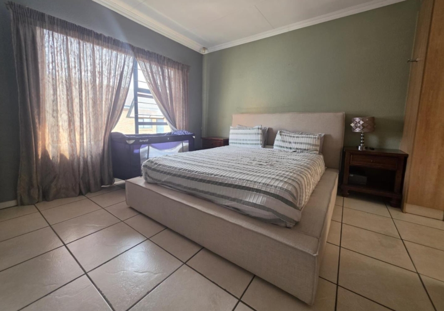 2 Bedroom Property for Sale in Meyersdal Gauteng