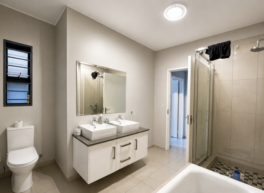 2 Bedroom Property for Sale in North Riding Gauteng