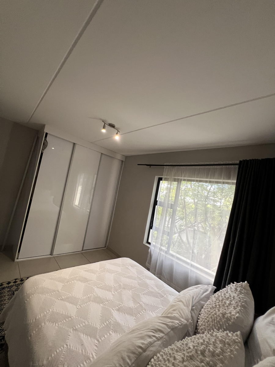 2 Bedroom Property for Sale in North Riding Gauteng