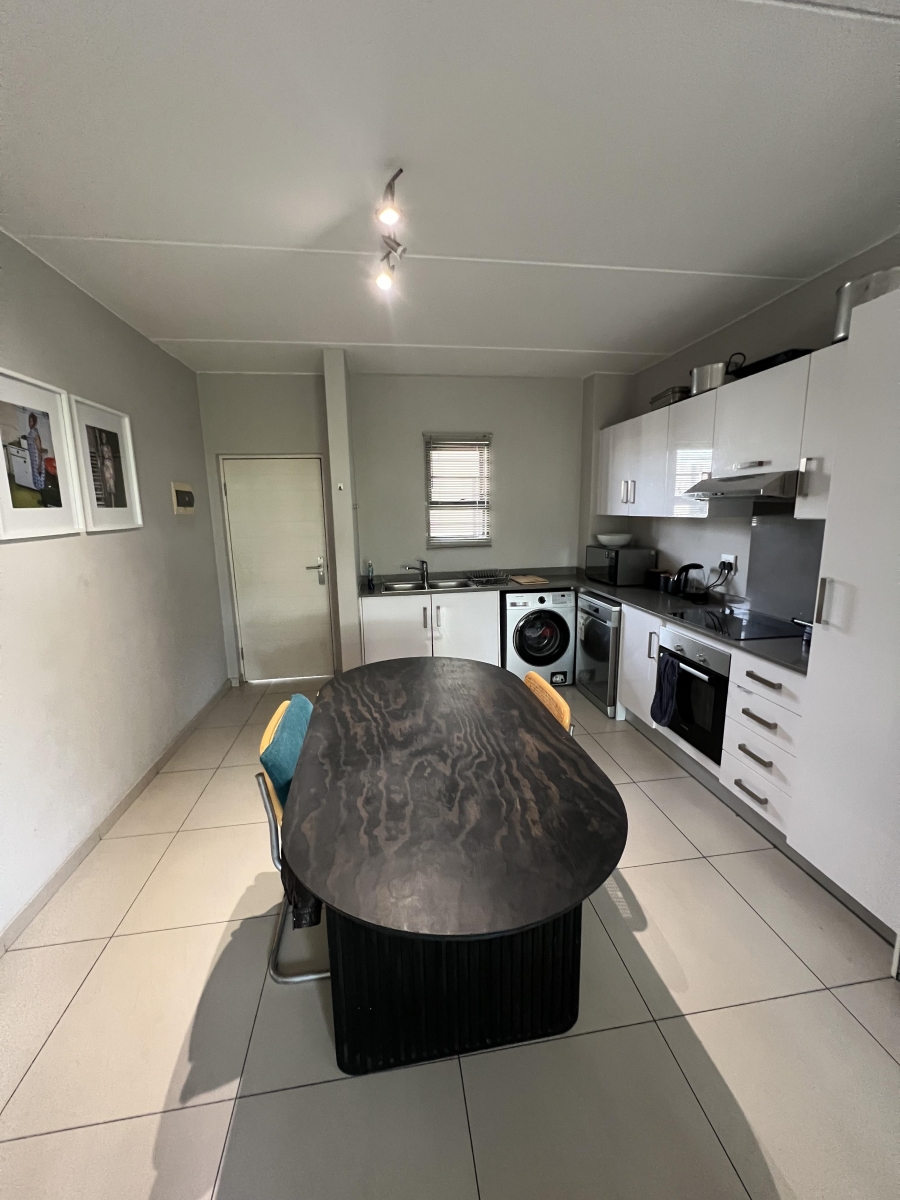 2 Bedroom Property for Sale in North Riding Gauteng