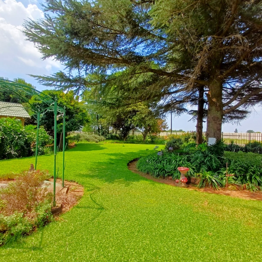4 Bedroom Property for Sale in Homelands Gauteng