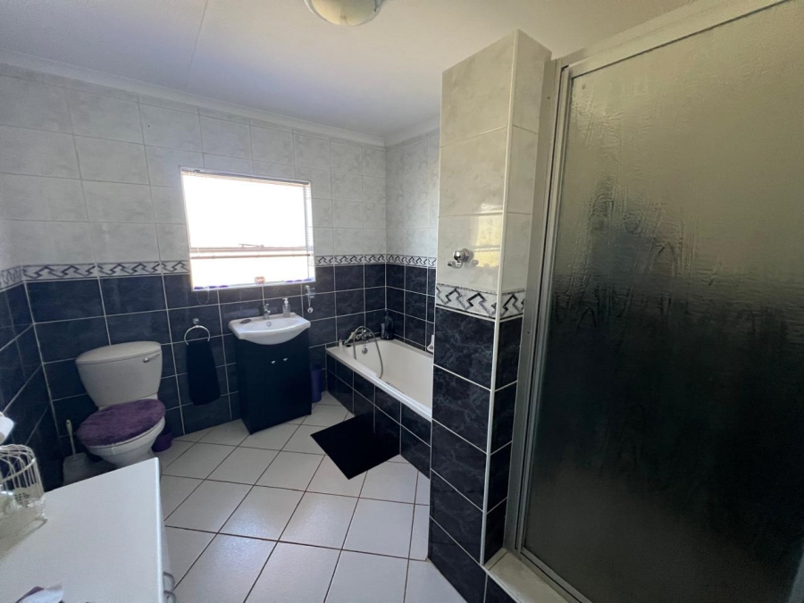 4 Bedroom Property for Sale in Vaal Marina Gauteng