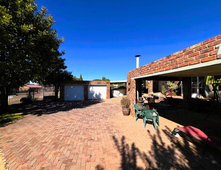 4 Bedroom Property for Sale in Vaal Marina Gauteng