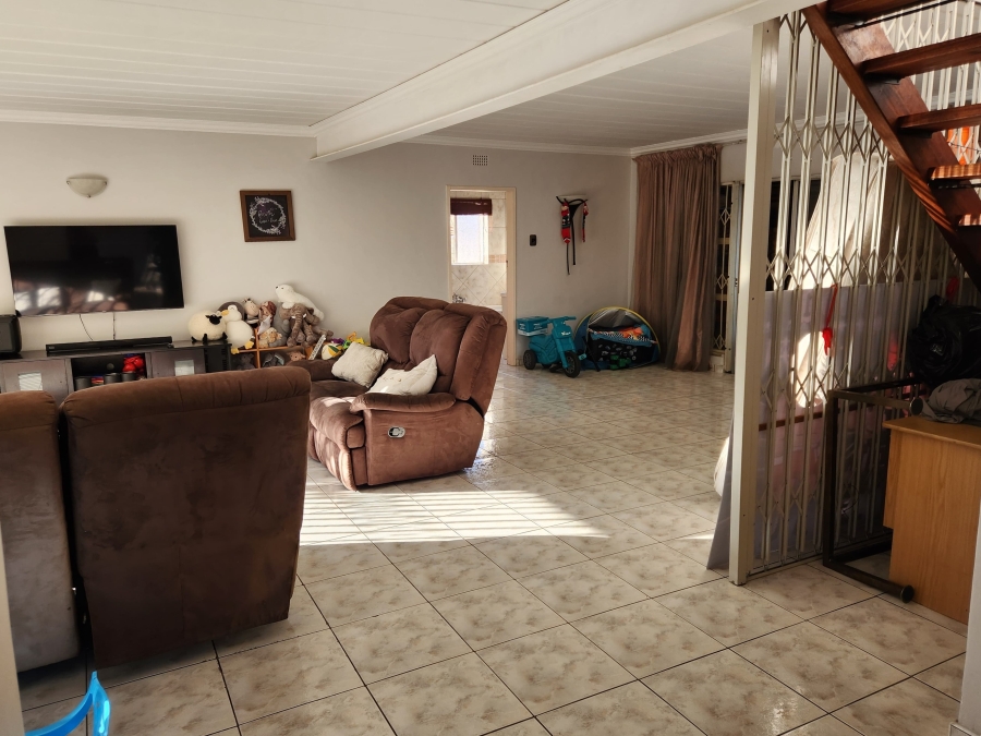 4 Bedroom Property for Sale in Vanderbijlpark Sw 2 Gauteng