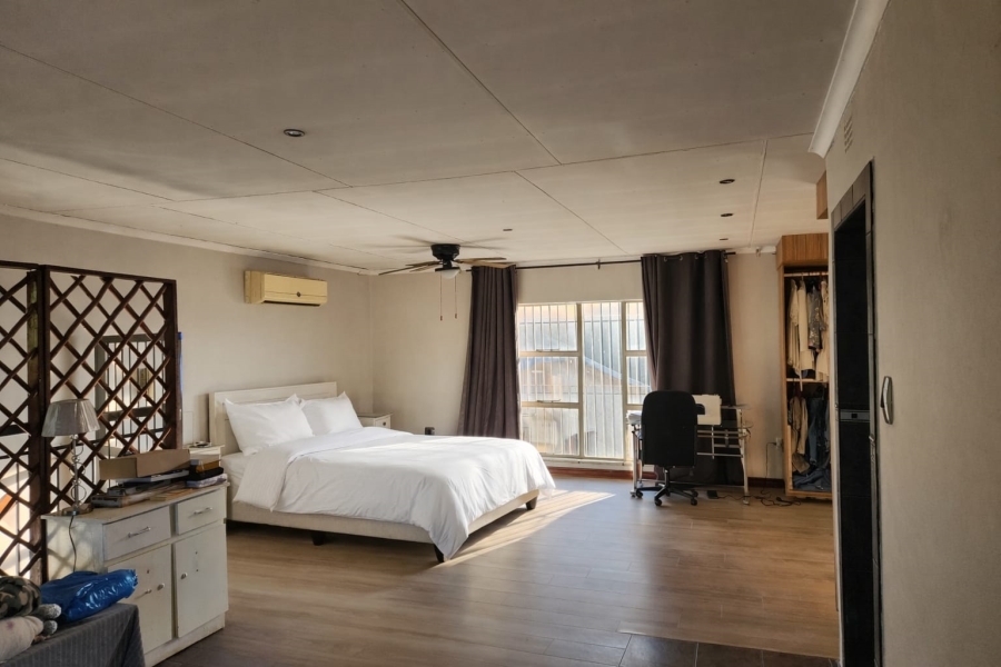 4 Bedroom Property for Sale in Vanderbijlpark Sw 2 Gauteng