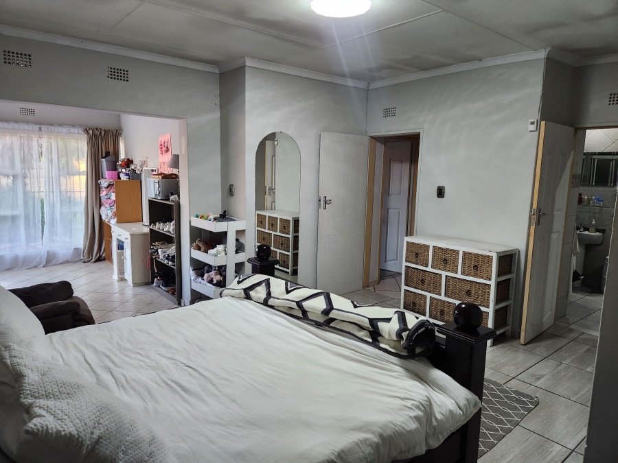4 Bedroom Property for Sale in Vanderbijlpark Sw 2 Gauteng