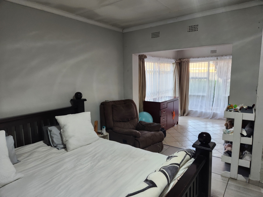 4 Bedroom Property for Sale in Vanderbijlpark Sw 2 Gauteng