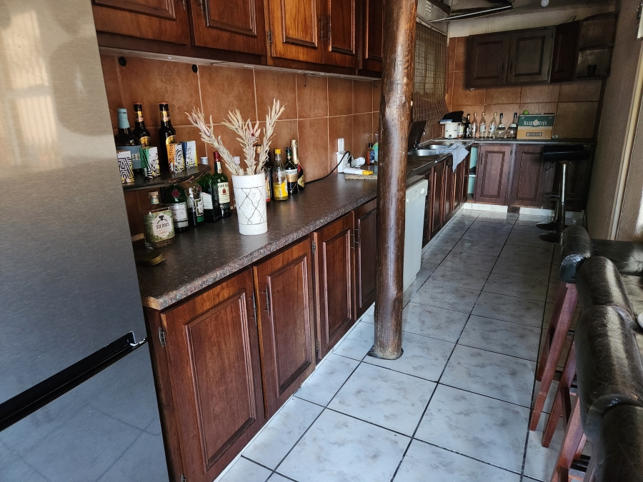4 Bedroom Property for Sale in Vanderbijlpark Sw 2 Gauteng