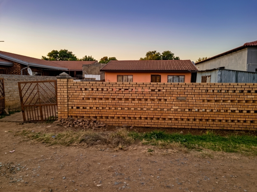 2 Bedroom Property for Sale in Evaton West Gauteng