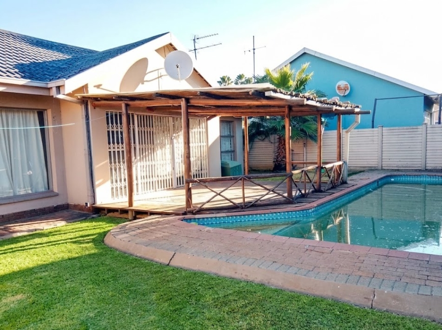 9 Bedroom Property for Sale in Vanderbijlpark CE Gauteng