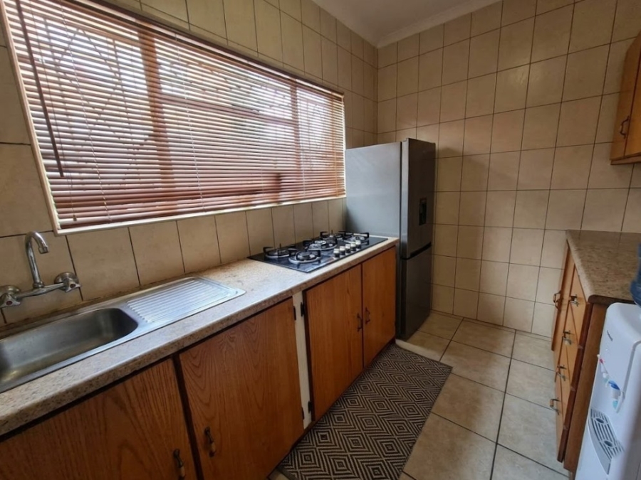 2 Bedroom Property for Sale in Peacehaven Gauteng