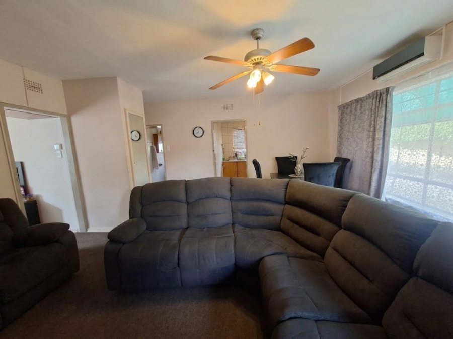 2 Bedroom Property for Sale in Peacehaven Gauteng