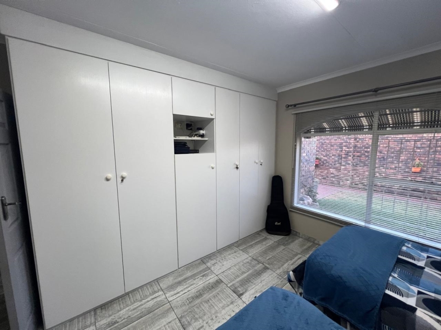 3 Bedroom Property for Sale in Three Rivers Gauteng