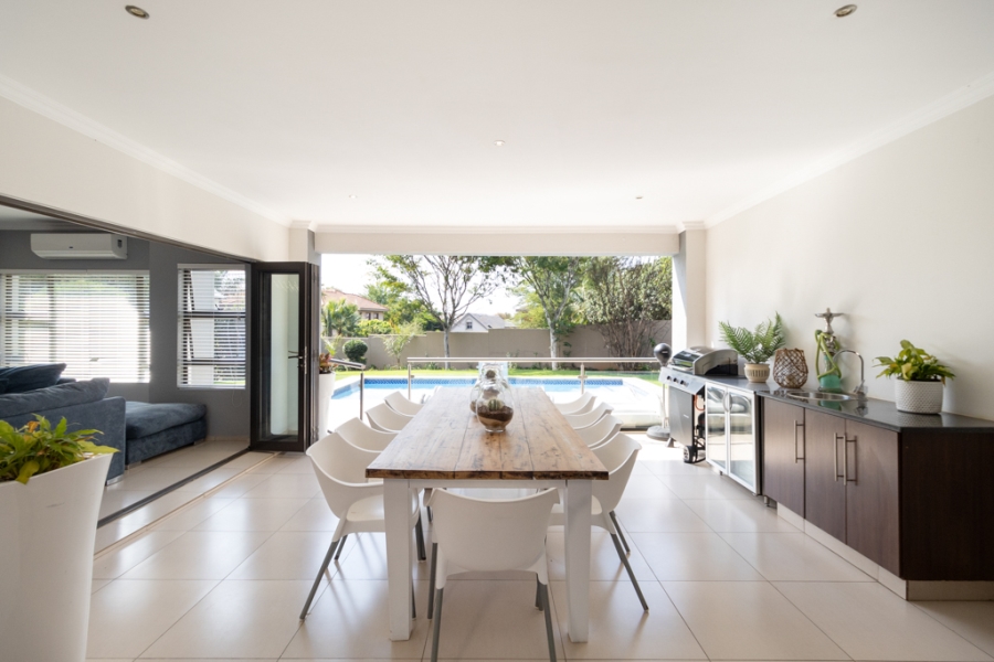 To Let 4 Bedroom Property for Rent in Silver Lakes Gauteng