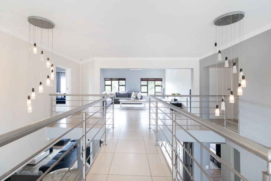 To Let 4 Bedroom Property for Rent in Silver Lakes Gauteng