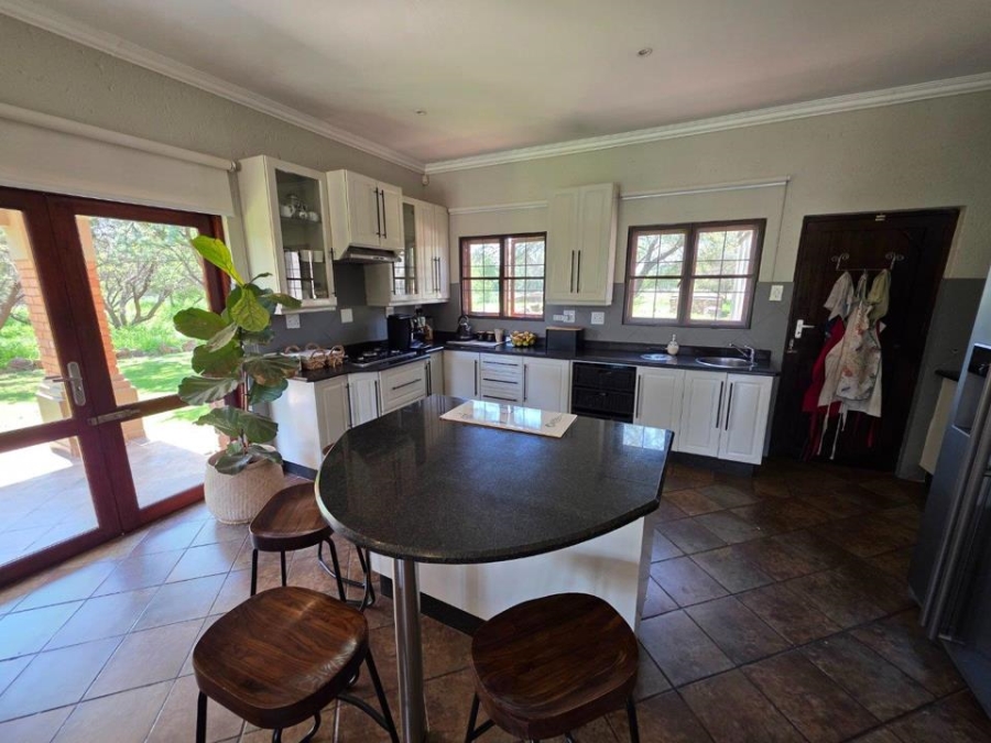 3 Bedroom Property for Sale in Leeuwfontein Gauteng