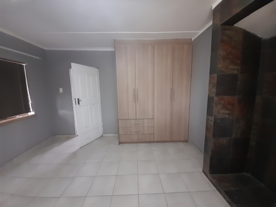 4 Bedroom Property for Sale in Vanderbijlpark CE 2 Gauteng
