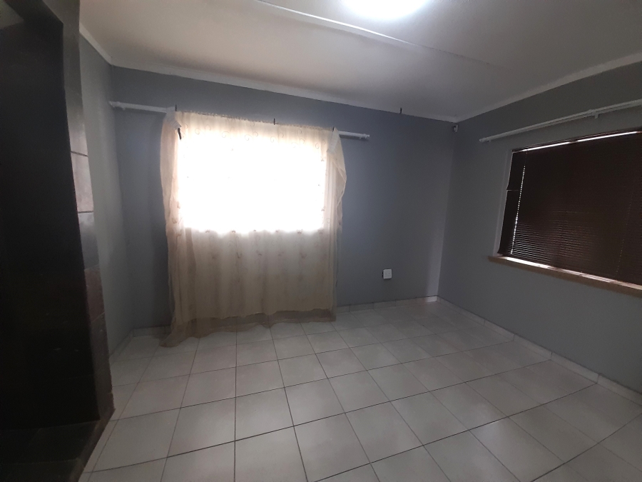 4 Bedroom Property for Sale in Vanderbijlpark CE 2 Gauteng