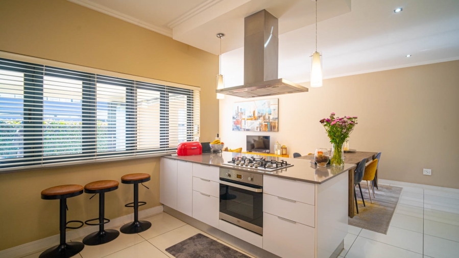 3 Bedroom Property for Sale in Lonehill Gauteng