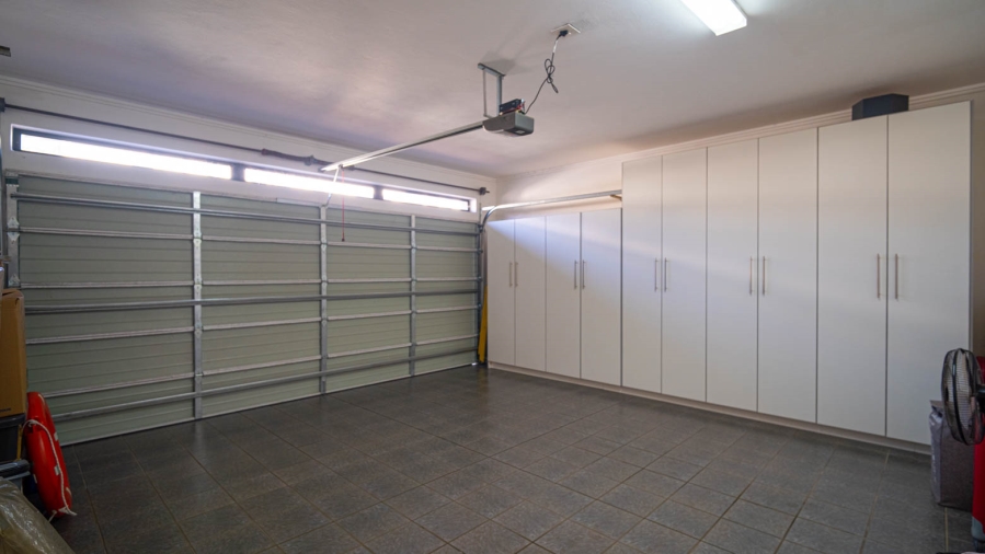 3 Bedroom Property for Sale in Lonehill Gauteng