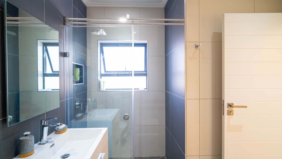 3 Bedroom Property for Sale in Lonehill Gauteng
