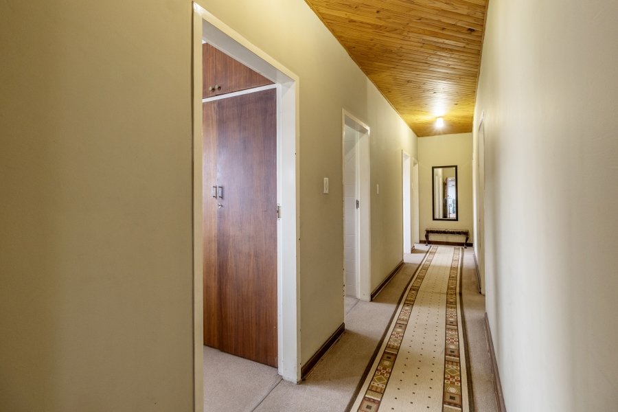6 Bedroom Property for Sale in Wonderboom South Gauteng