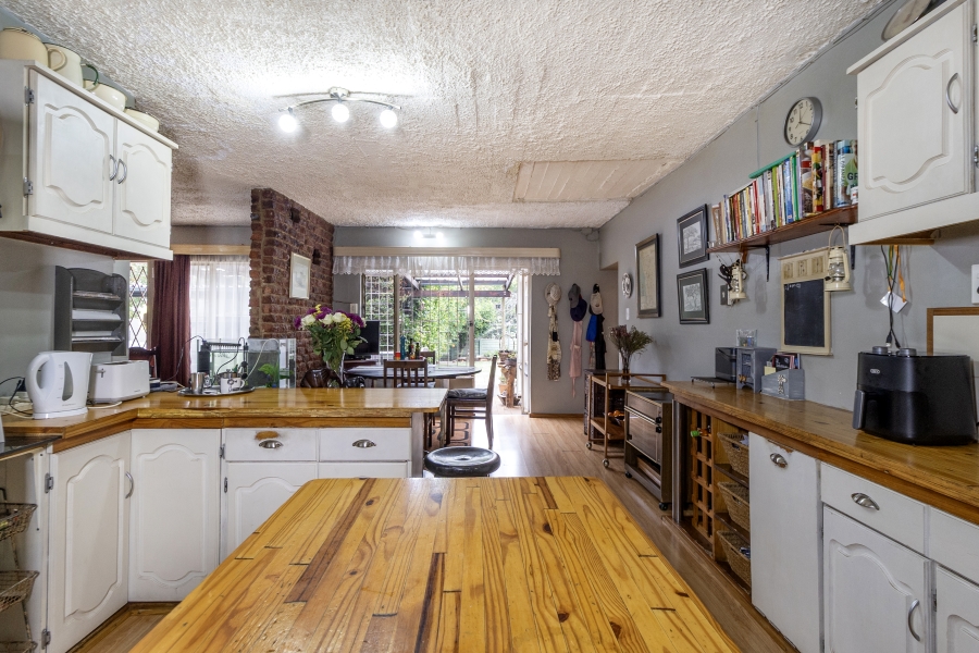6 Bedroom Property for Sale in Wonderboom South Gauteng