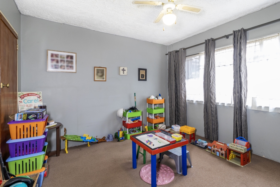 6 Bedroom Property for Sale in Wonderboom South Gauteng