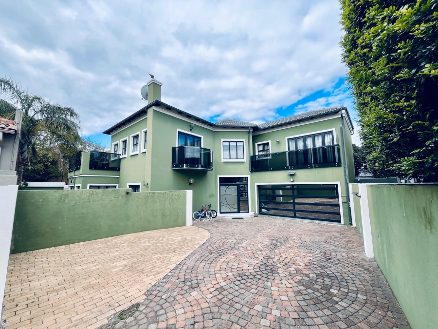 5 Bedroom Property for Sale in Van Riebeeck Park Gauteng