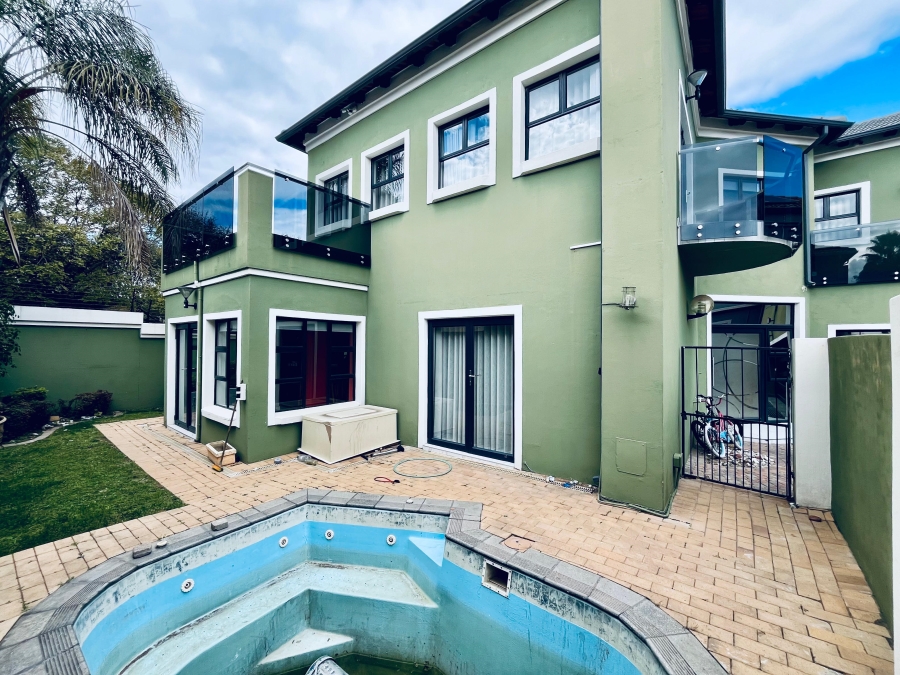 5 Bedroom Property for Sale in Van Riebeeck Park Gauteng