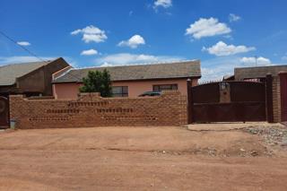 3 Bedroom Property for Sale in Chris Hani Gauteng