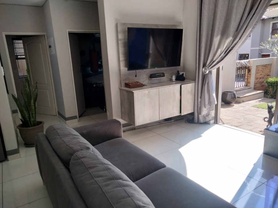 3 Bedroom Property for Sale in Sundowner Gauteng