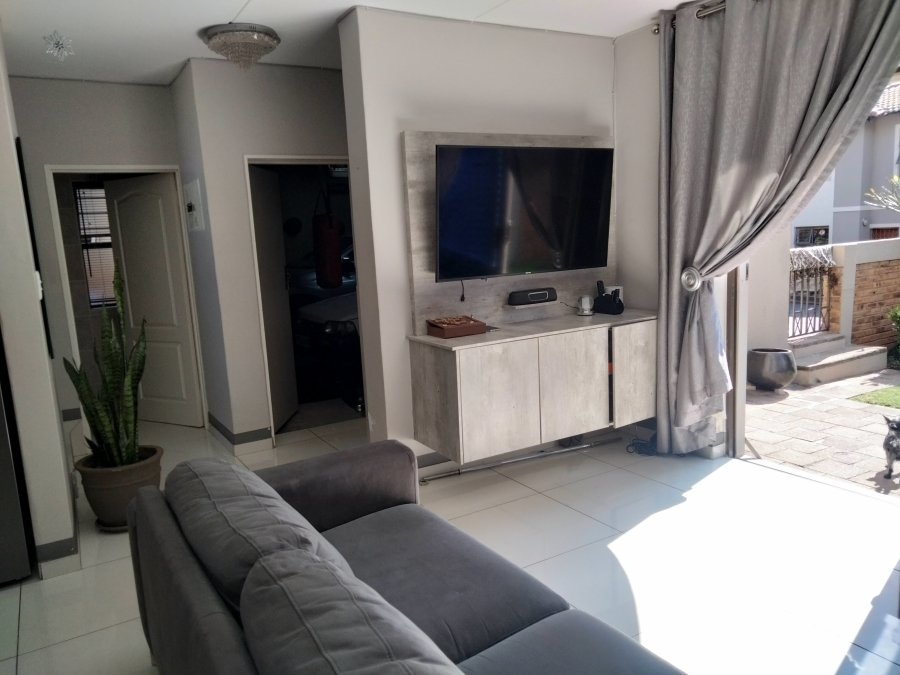 3 Bedroom Property for Sale in Sundowner Gauteng