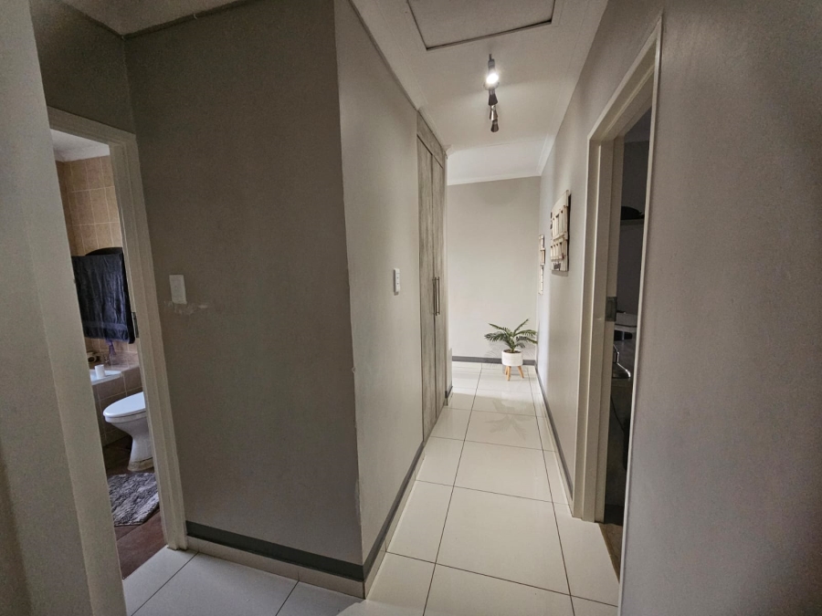 3 Bedroom Property for Sale in Sundowner Gauteng