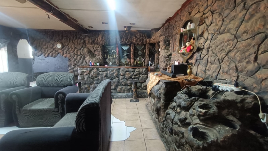 3 Bedroom Property for Sale in Sonland Park Gauteng