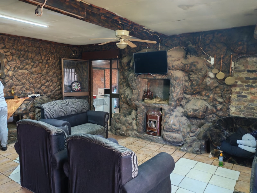 3 Bedroom Property for Sale in Sonland Park Gauteng