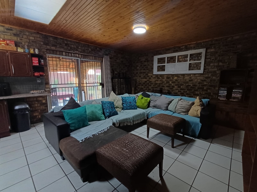 3 Bedroom Property for Sale in Vanderbijlpark SE 4 Gauteng