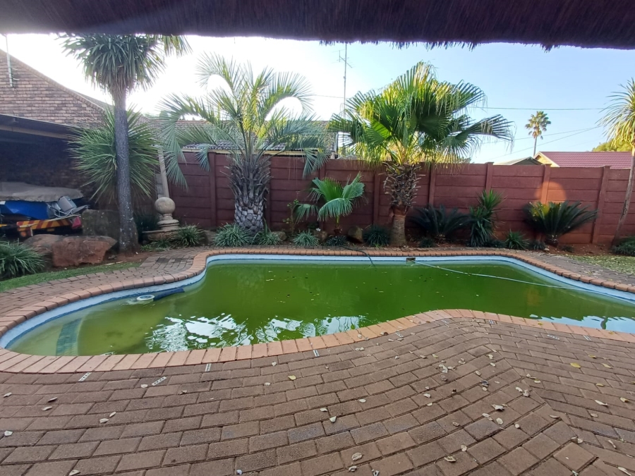 3 Bedroom Property for Sale in Vanderbijlpark SE 4 Gauteng