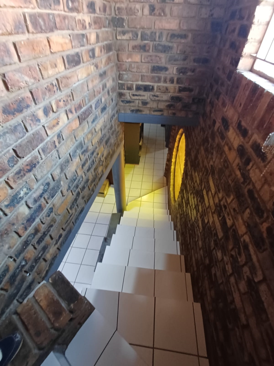 3 Bedroom Property for Sale in Vanderbijlpark SE 4 Gauteng