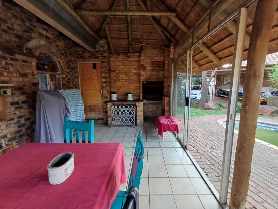 3 Bedroom Property for Sale in Vanderbijlpark SE 4 Gauteng