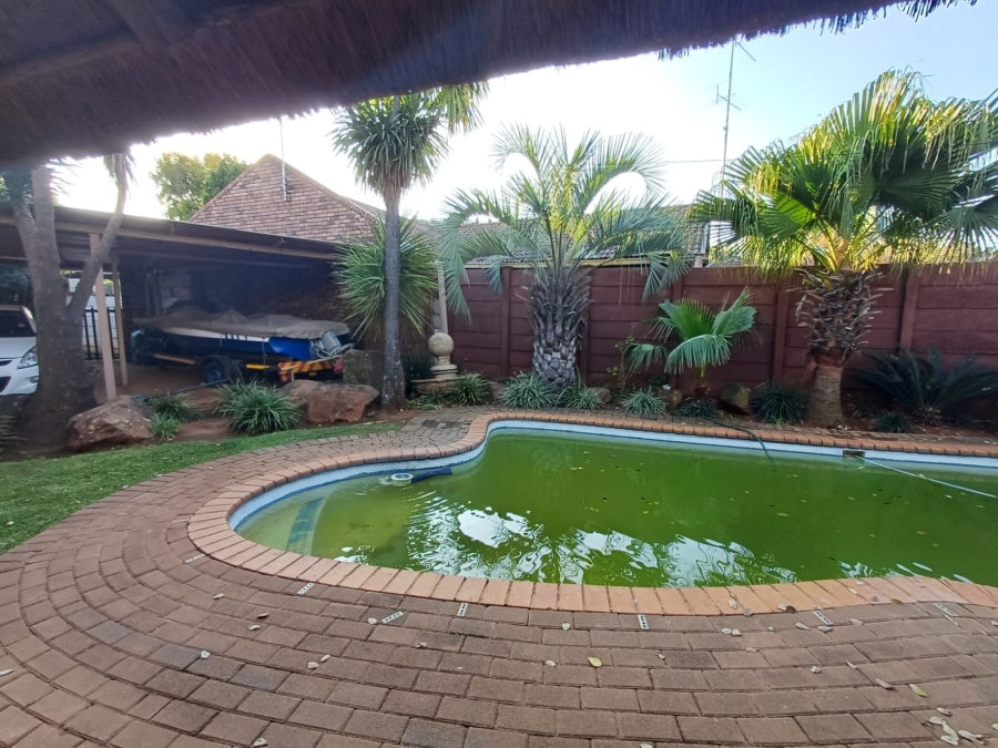 3 Bedroom Property for Sale in Vanderbijlpark SE 4 Gauteng